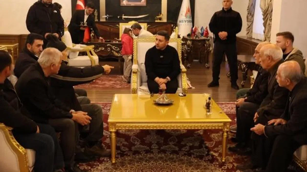 Nevşehirliler makamında Başkan Arı’yla buluştu