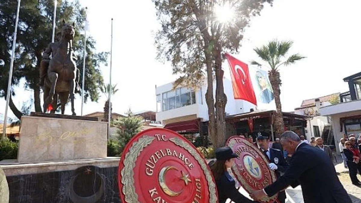 Güzelbahçe’de Ata’nın Huzuruna Çelenk Sunuldu