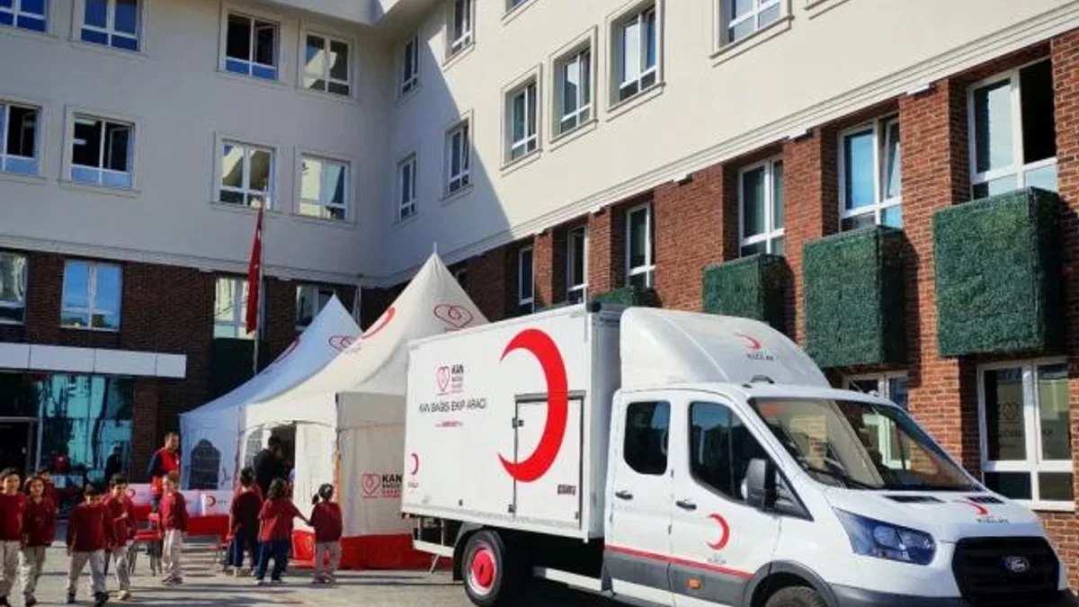 Çınar Koleji’nden Kızılay Haftası’na anlamlı destek