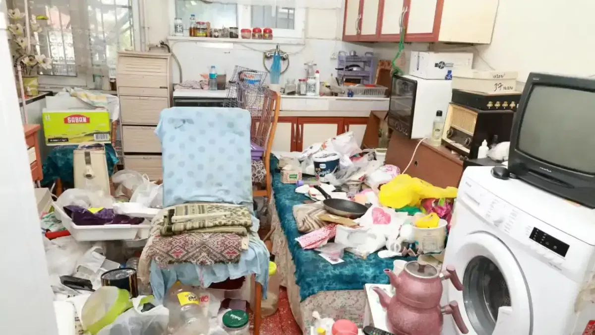 Bursa Osmangazi’de şoke eden manzara: Tonlarca çöp tahliye edildi