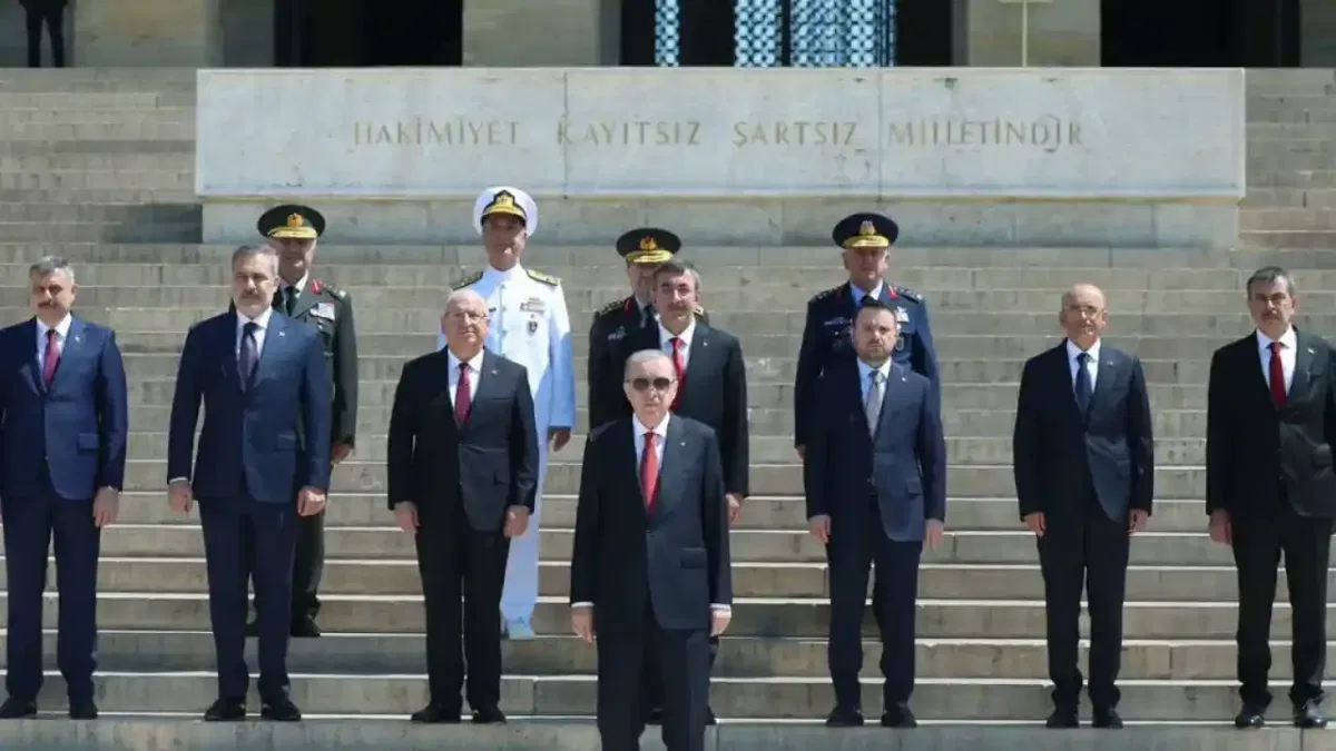 YAŞ kararları açıklandı! 25 general ve amiral terfi etti… Hava Kuvvetleri Komutanı değişti