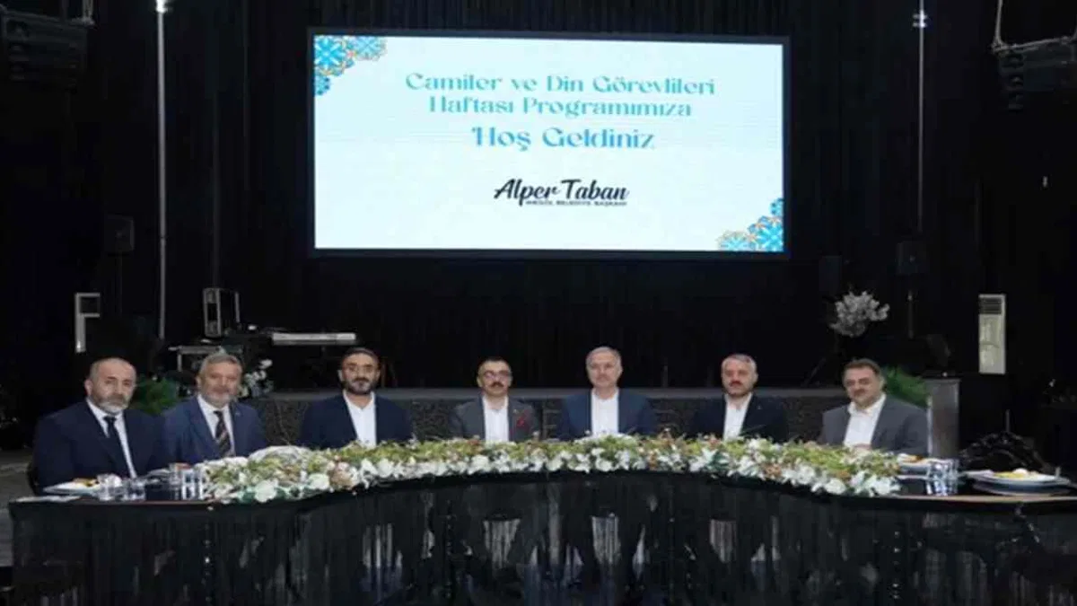İnegöl Belediyesi din görevlilerini ağırladı