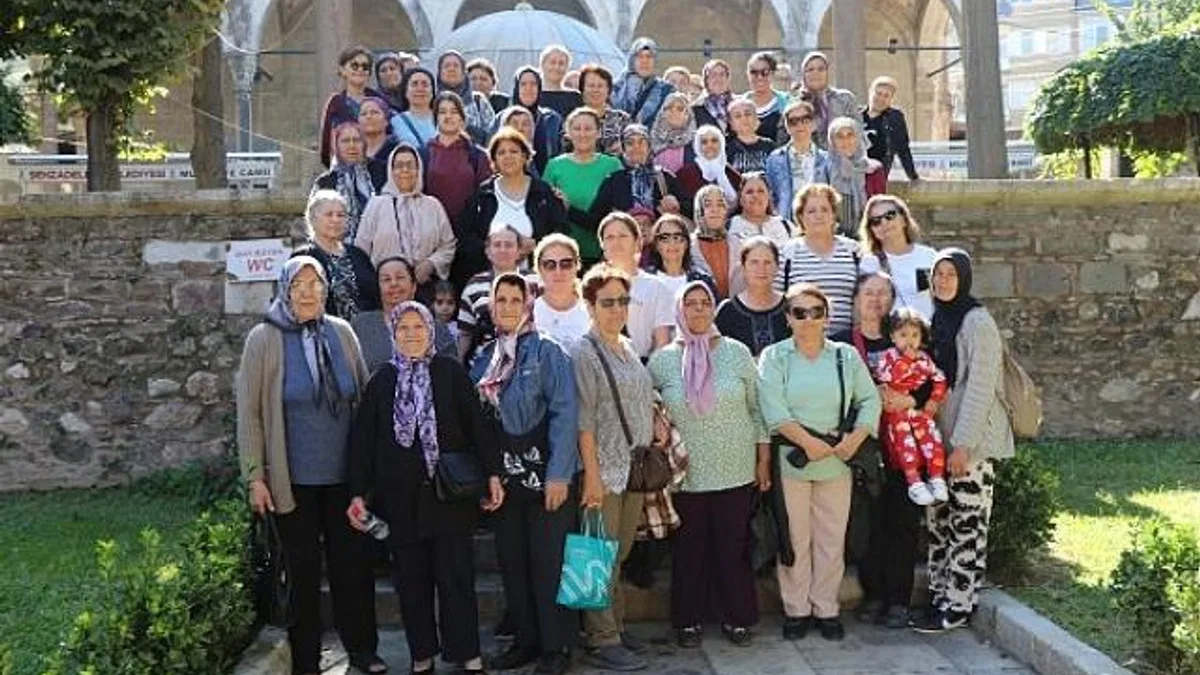 Salihli’den Gelen Kadınlar Manisa’yı Adım Adım Gezdi