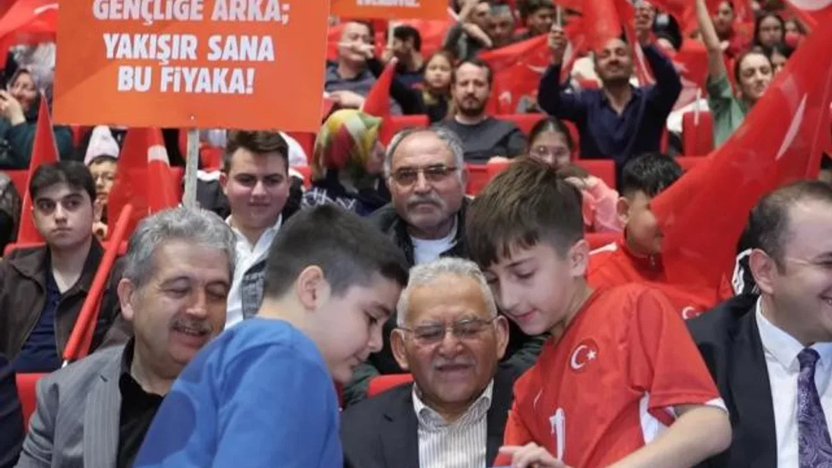Memduh Büyükkılıç’tan ‘Çanakkale ruhu’ vurgusu