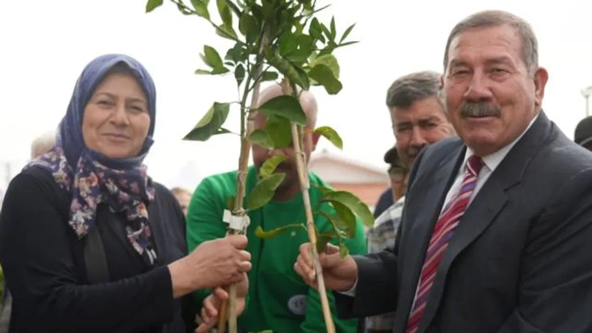 Muğla Milas’ta üreticilere fidan desteği sağlandı