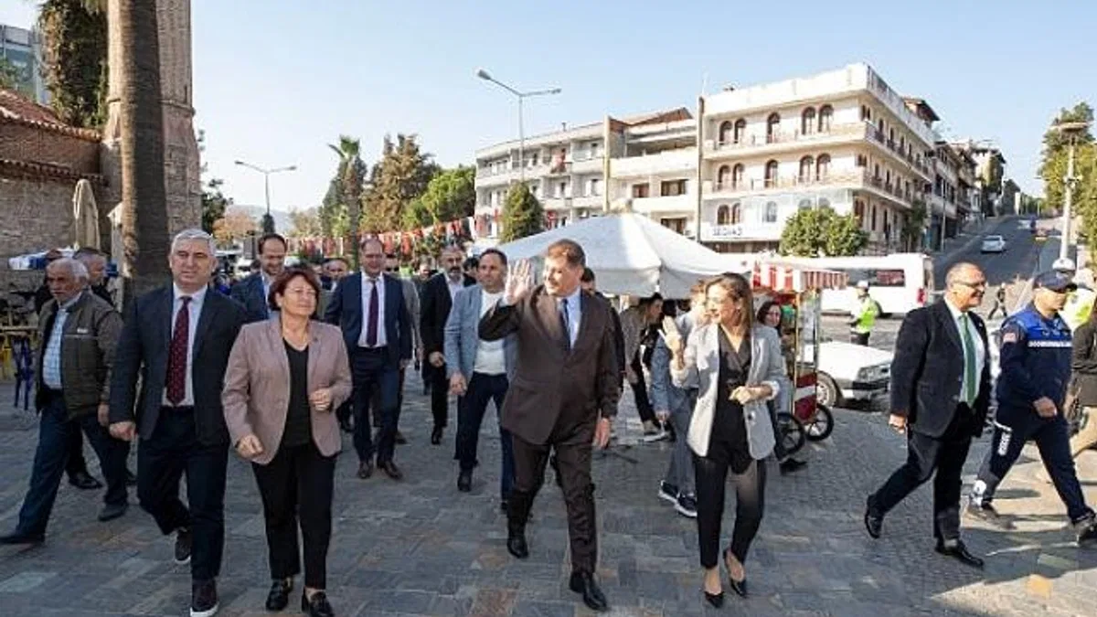 Başkan Tugay’dan Selçuk turu “Efes Selçuk tarihine geçecek en güzel dönemlerden biri olacak”