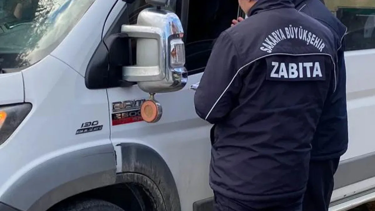 Sakarya’da öğrencilerin güvenliği için sahada tek tek denetim yaptılar