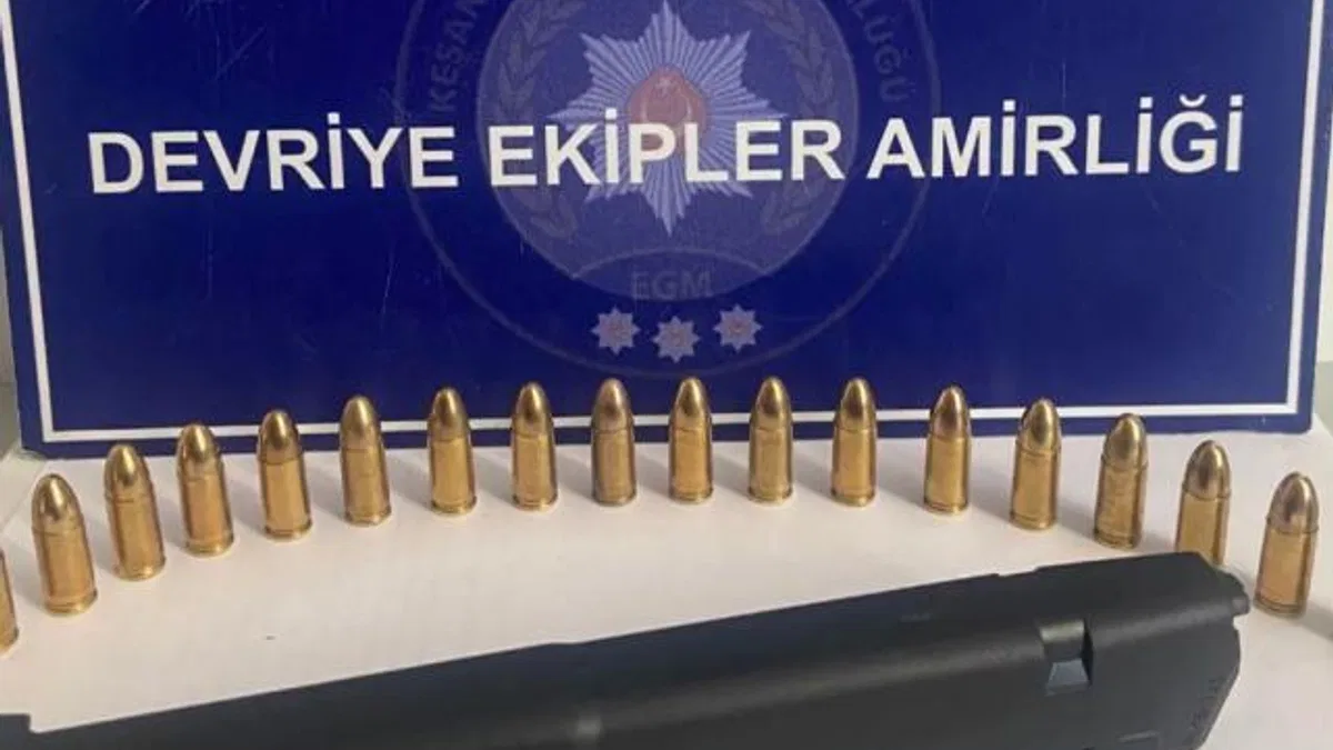 Keşan’da silahla yakalanan ehliyetsiz sürücü gözaltında