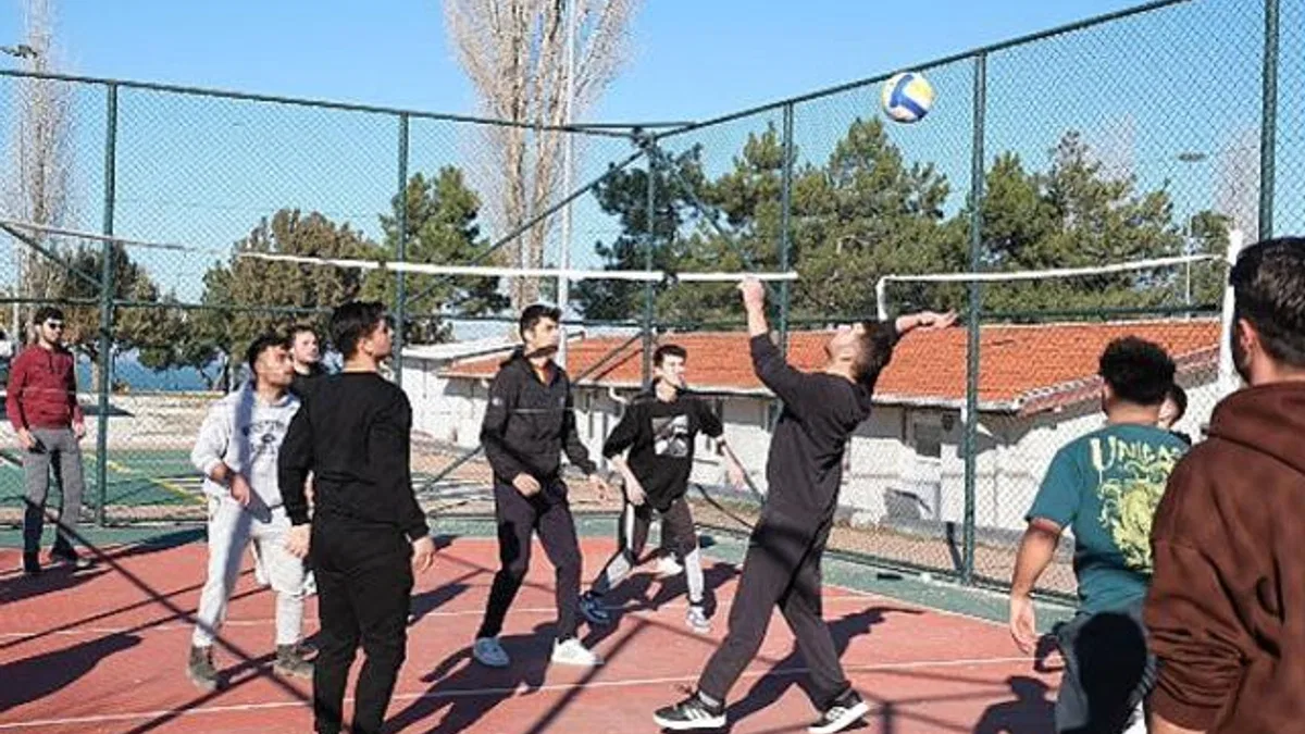 Üniversite Öğrencileri Genç Kültür Kart’ın Beyşehir’deki Kampında Stres Attı