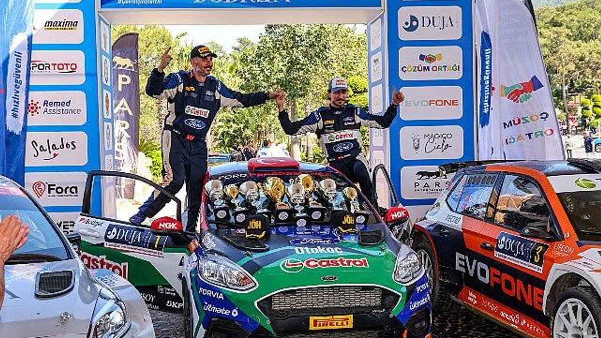 Castrol Ford Team Türkiye, Bodrum Rallisi’nde Zirvede: Ali Türkkan Liderliğe Yükseldi