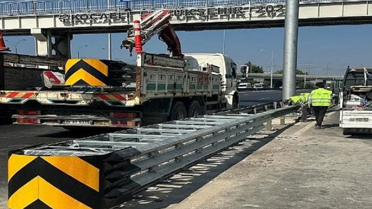 Büyükşehir’den 65 bin metre oto korkuluk
