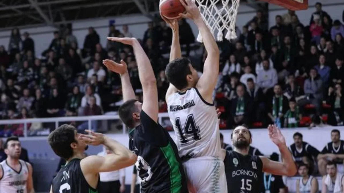 Sakarya potada üst turu hedefliyor