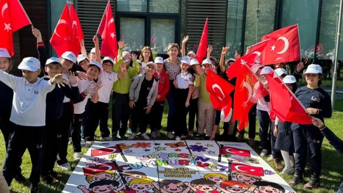 Sakarya Büyükşehir SGM’de Cumhuriyet coşkusu