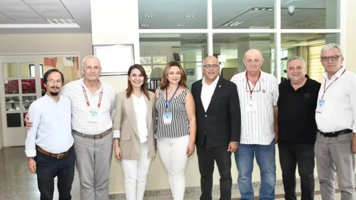 Malkara’da CHP’li belediye meclis üyeleri yerel yönetim eğitimine katıldılar