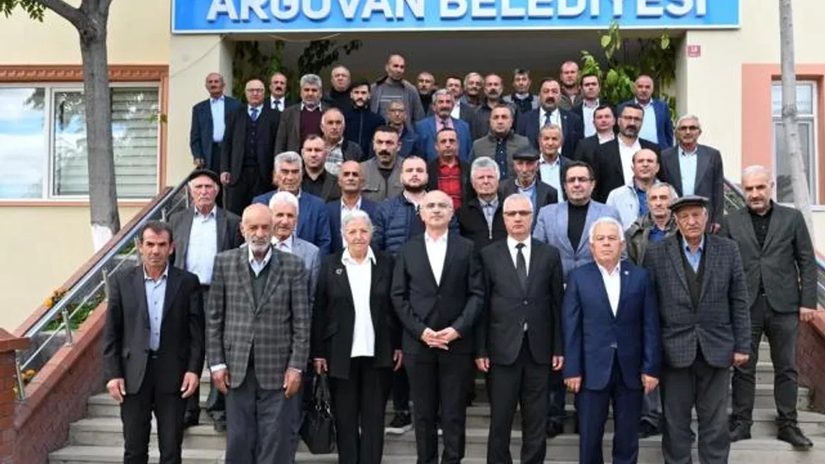 Başkan Er Arguvan’ı ziyaret etti
