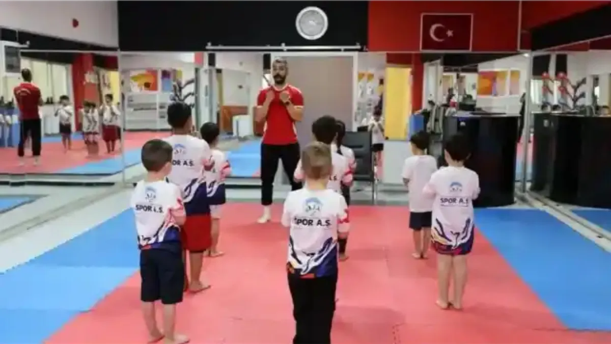 Kayseri Büyükşehir’in Yaz Spor Okulları kapılarını açtı