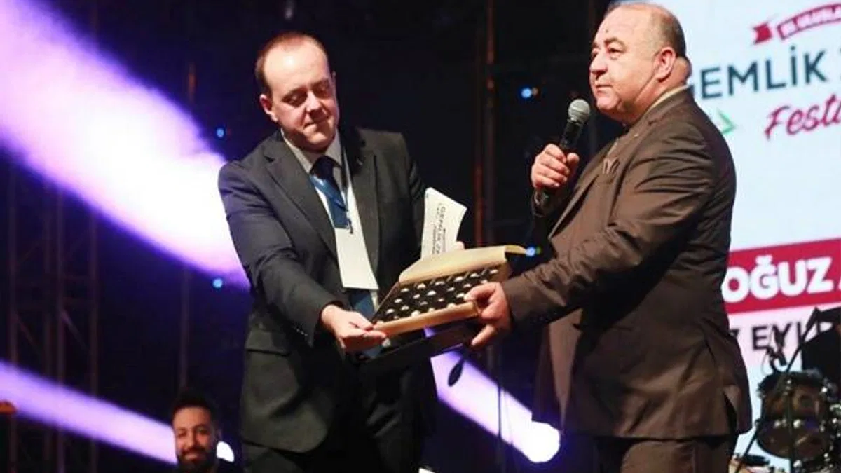 Bursa’da ‘altın zeytin’ görücüye çıktı