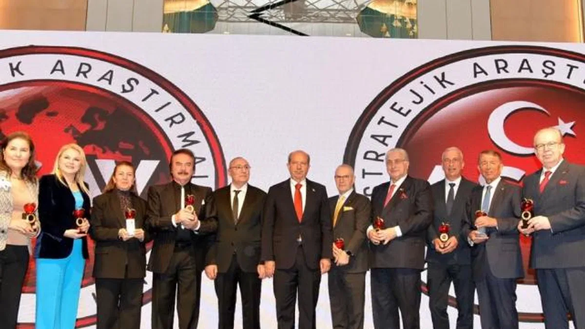 Kızıl Elma Ödülleri sahiplerini buldu