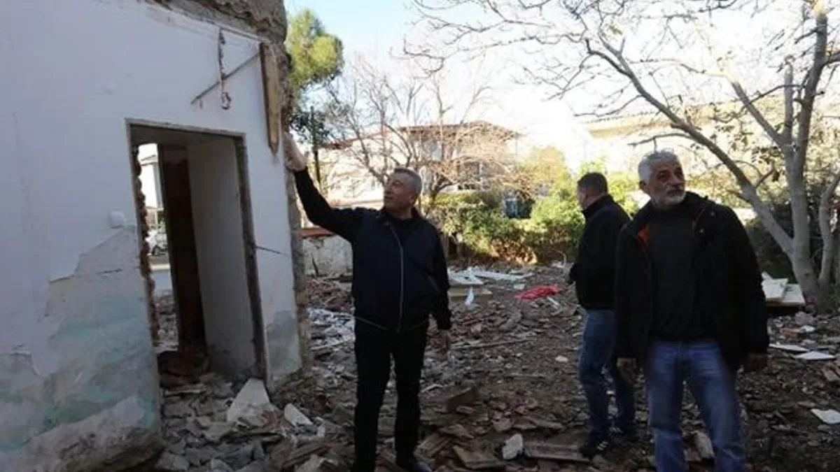 İzmir’de Avlu Güzbel Cafe yola çıkıyor