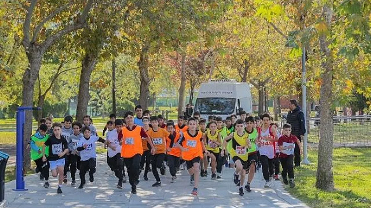 Küçükçekmece’de 29 Ekim Cumhuriyet Koşusu Yapıldı