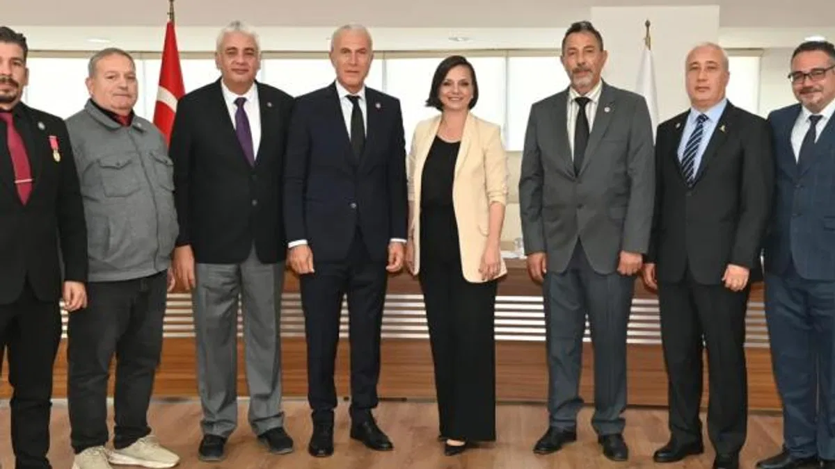 TEMAD tam kadro İzmir Karabağlar’ı ziyaret etti