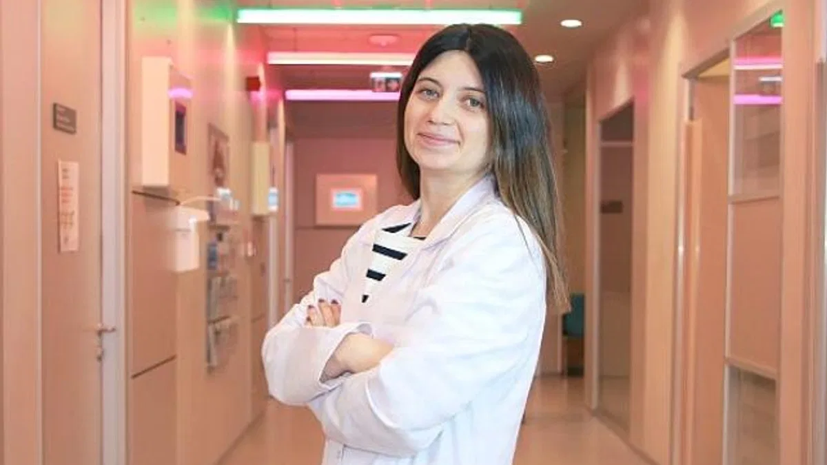 Üzüntüsünü göstermiyor ve sürekli iyi olduğunu söylüyorsa dikkat! Özellikle gençler maskeli depresyona karşı iyi gözlemlenmeli!