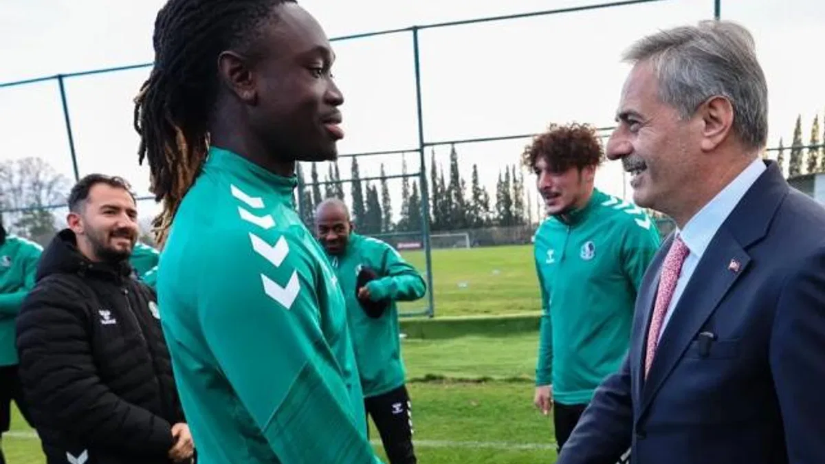 Rüstemler Tesisleri’nde Sakaryaspor’a moral desteği