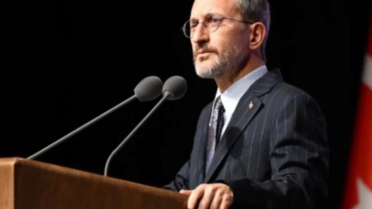 Fahrettin Altun’dan Özel’e ‘Sokak vesayeti dilini reddediyoruz’ tepkisi!