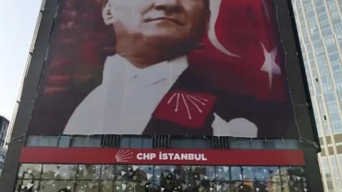 CHP İstanbul Kongresi’ne mahkemeden tedbir kararı! CHP İstanbul kayyuma devredildi!