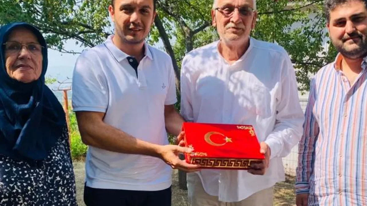 İzmit Belediyesi gazilerimize vefa ziyaretlerine devam ediyor