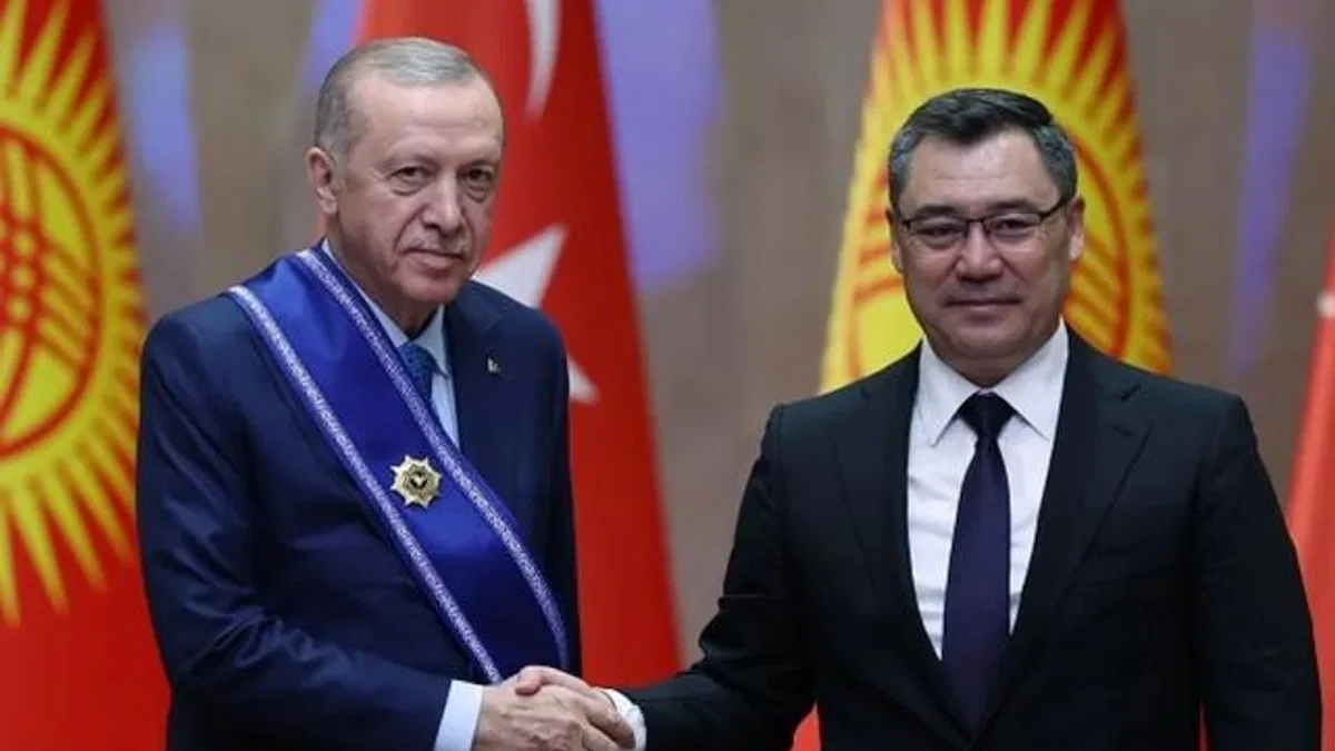 Cumhurbaşkanı Erdoğan’a Manas Nişanı!