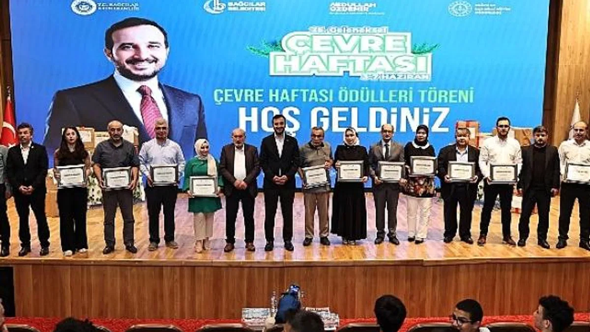 “Bağcılar’da sıfır atık defilesi düzenlendi”