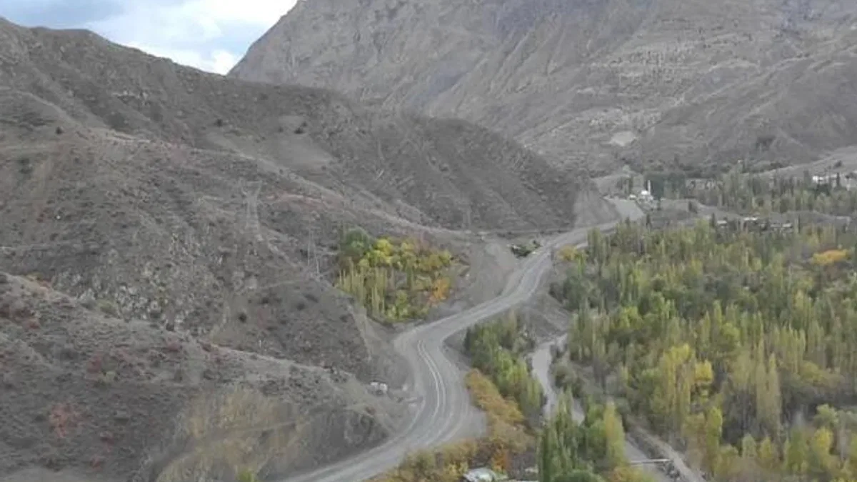 Erzurum’un Pehlivanlı Mahallesi Uzundere’ye bağlandı