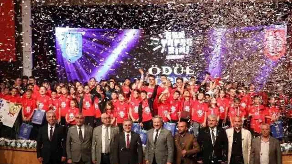 Kayseri Melikgazi gençlerin hayallerine imzasını atıyor