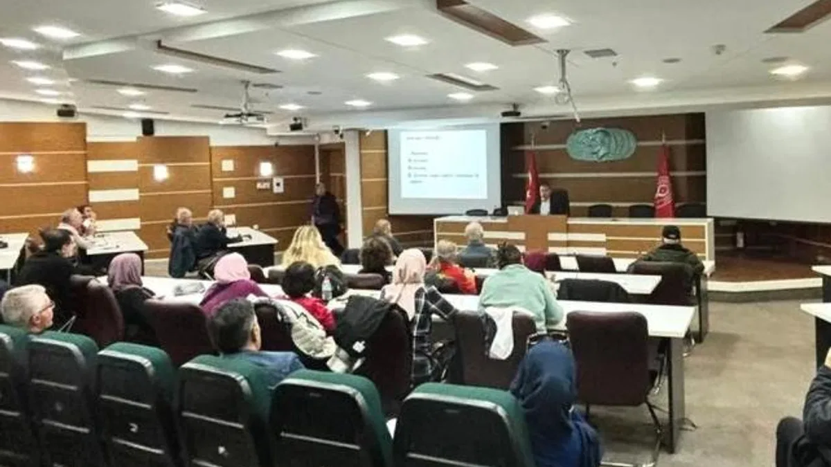İzmir Bornova’da zeytin üreticilerine destek