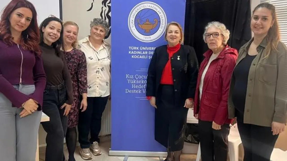 İzmit’te ‘Güçlü Kadın Güçlü Toplum’ projesinin ilk eğitimi