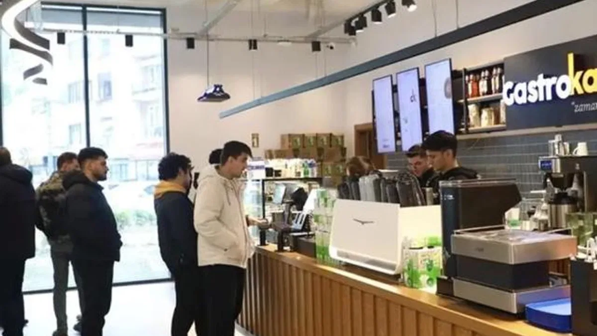 Bursa İnegöl’de Gastro Kafe’ye saat ayarı