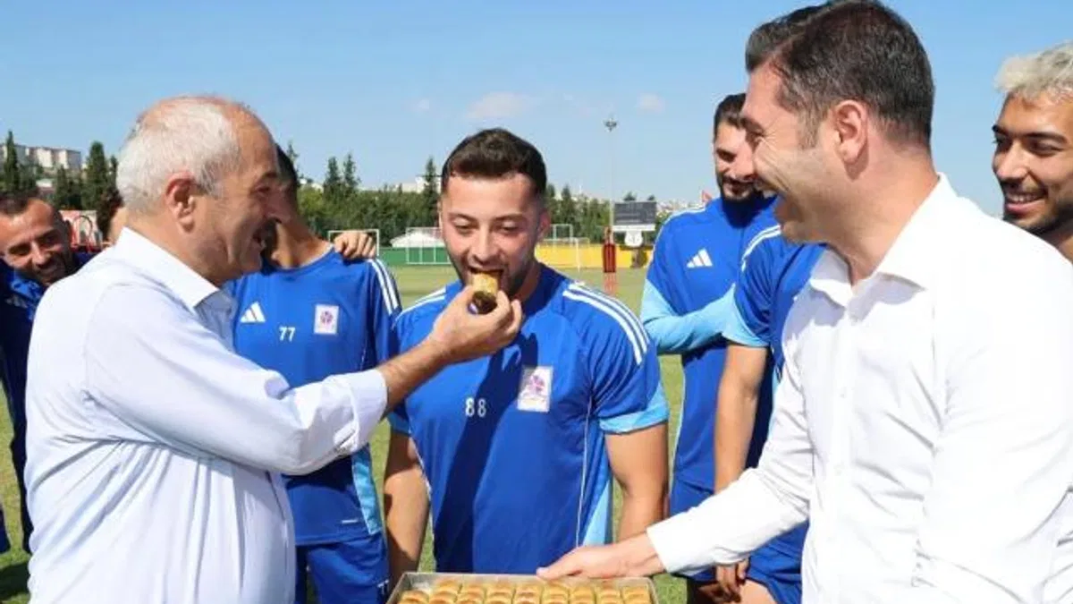 Gebzespor’a Başkan Büyükgöz’den dopingli ziyaret