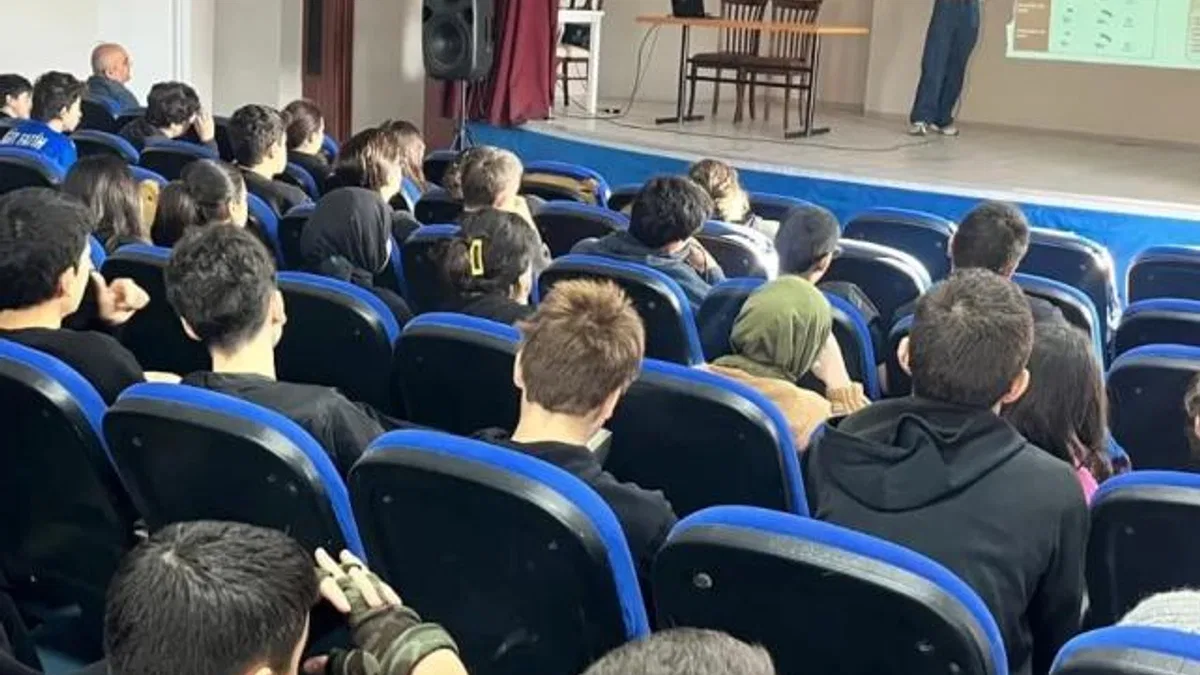 Sakarya’dan bin 400 lise öğrencisine ‘sıfır atık’ eğitimi