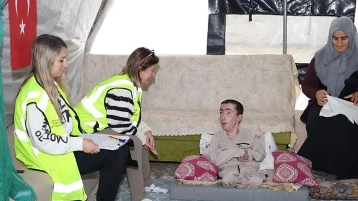 Hatay Belediyesi engelleri kaldırıyor