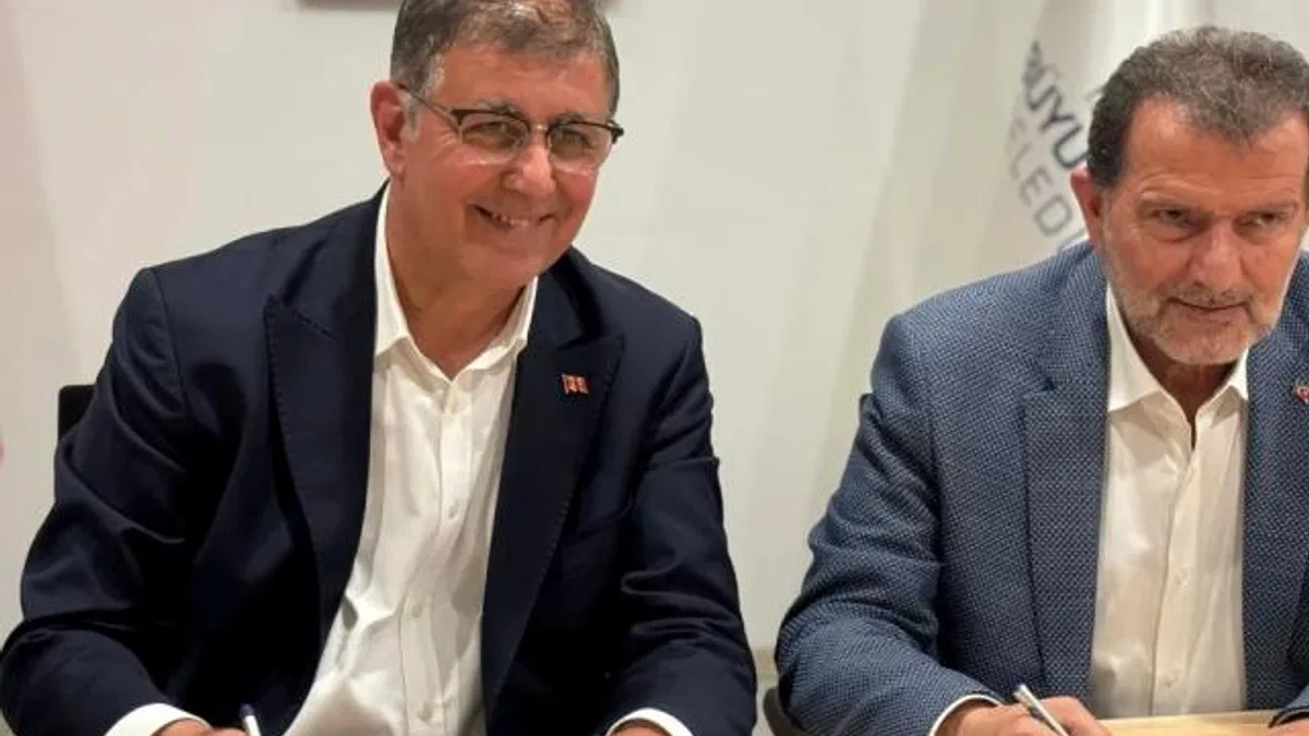 İZDENİZ’de imzalar atıldı