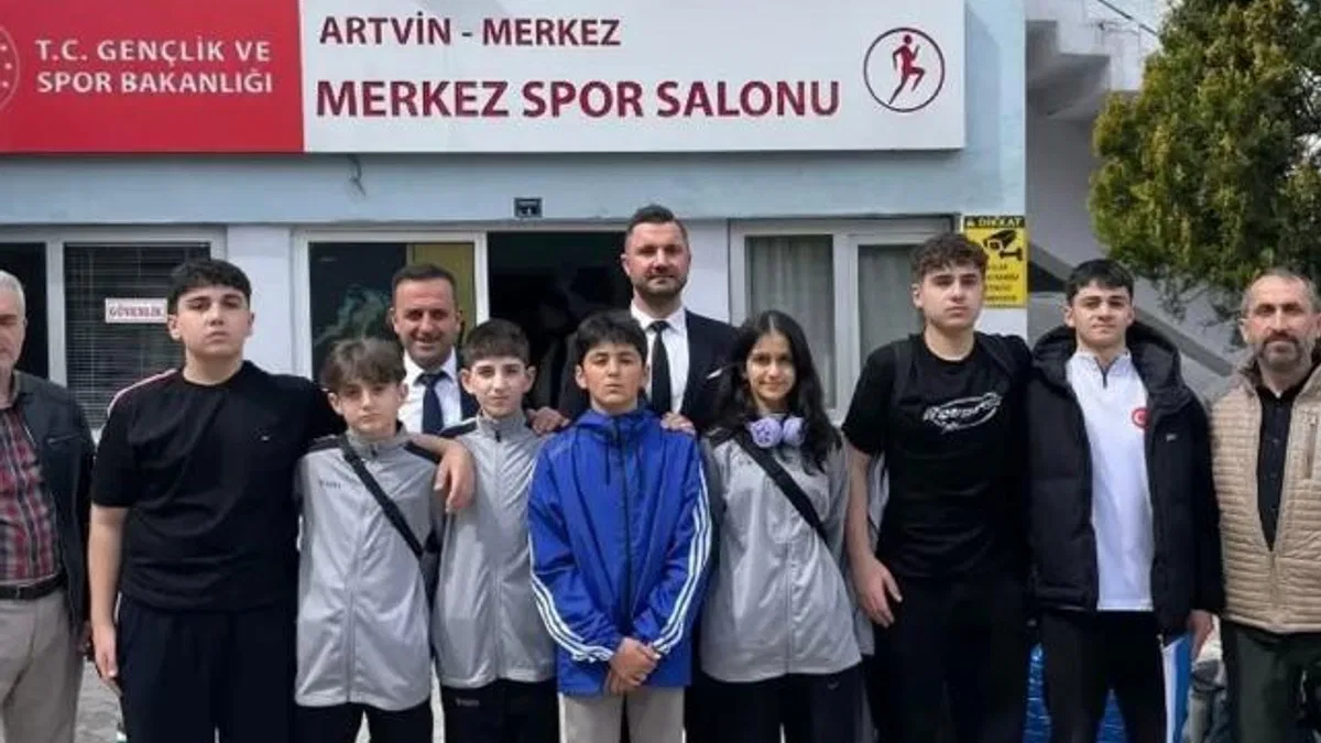 Artvinli taekwondocular madalya için Antalya’ya gitti