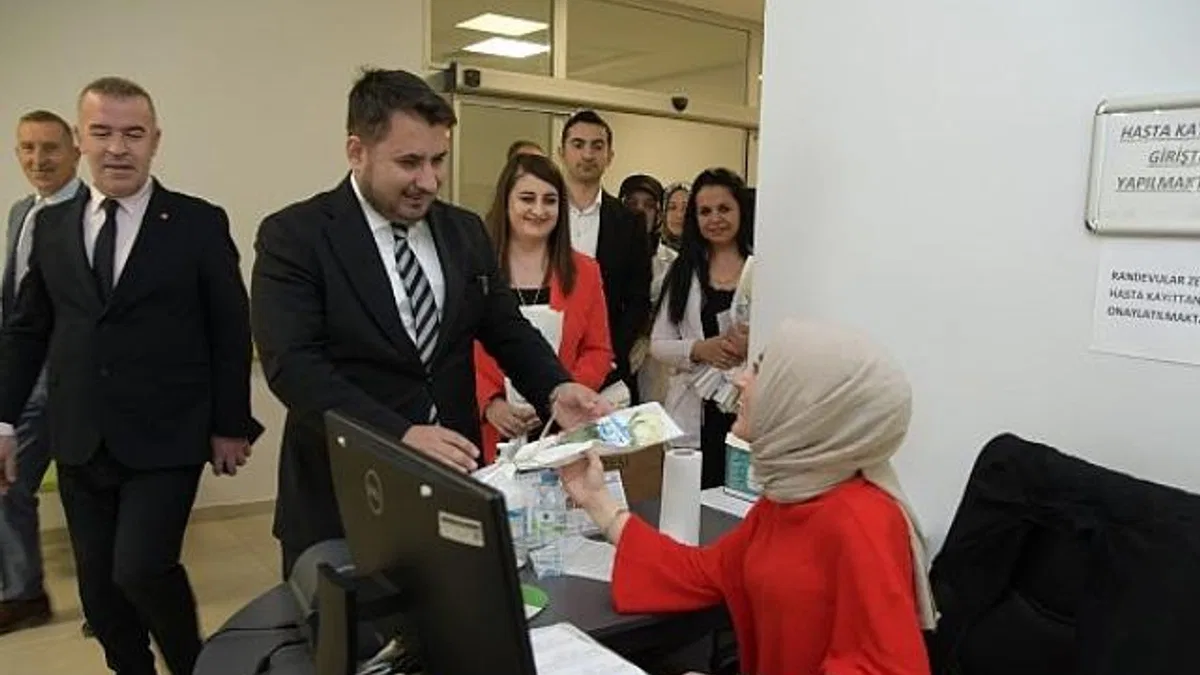Sağlık Çalışanlarına Anlamlı Ziyaret
