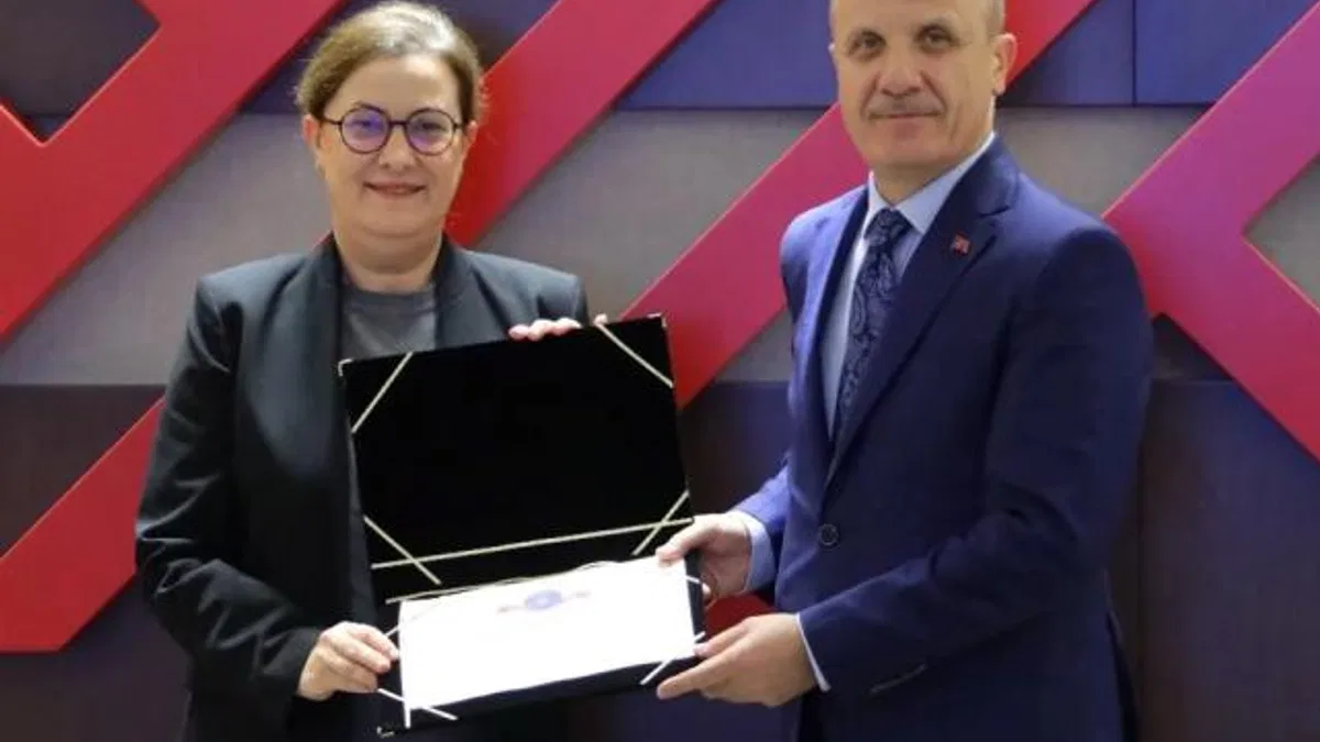 112 üniversite arasında Dokuz Eylül’den çifte başarı