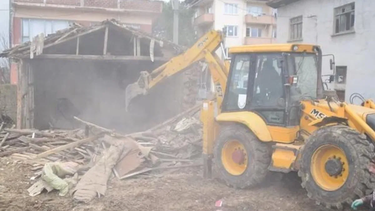 Bursa Yenişehir’de metruk binalara vize yok