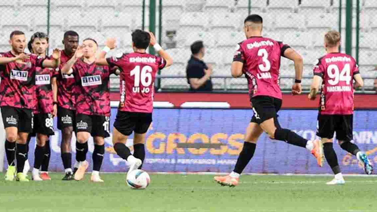 Tümosan Konyaspor 1-2 Corendon Alanyaspor (Maç Sonucu)