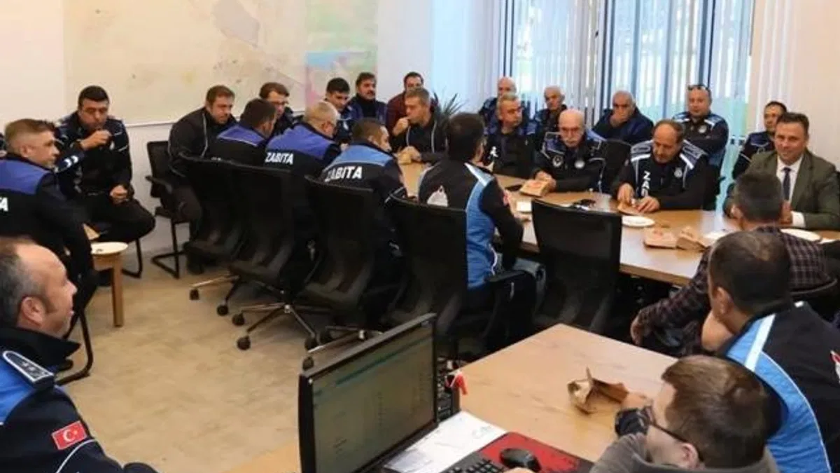 Bursa İnegöl’de zabıtalar 7/24 sahada