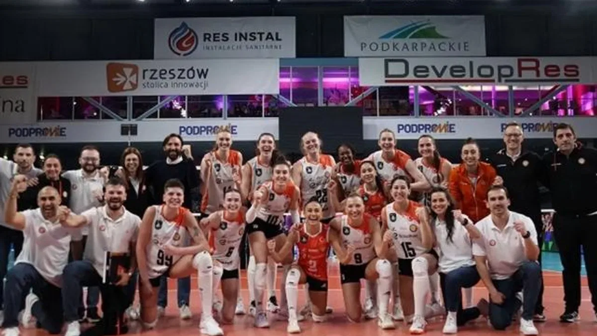 Eczacıbaşı Dynavit adını dörtlü finale yazdırdı!