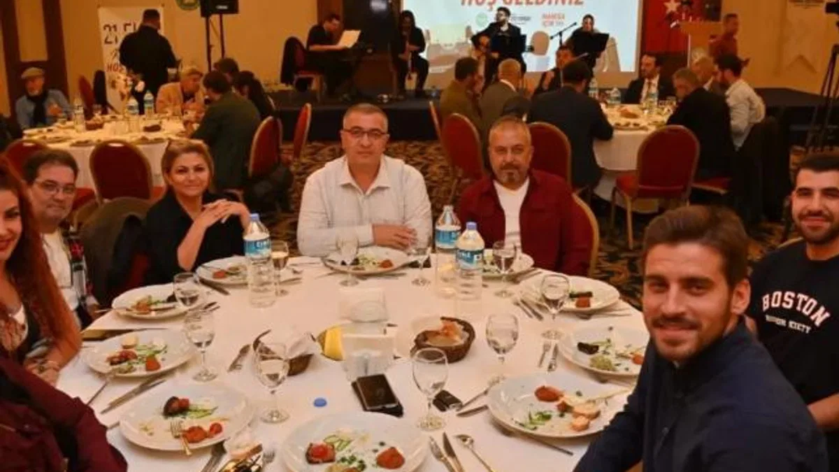 Başkan Zeyrek: “Basın özgür olmalıdır, kalemler özgür tutulmalıdır”