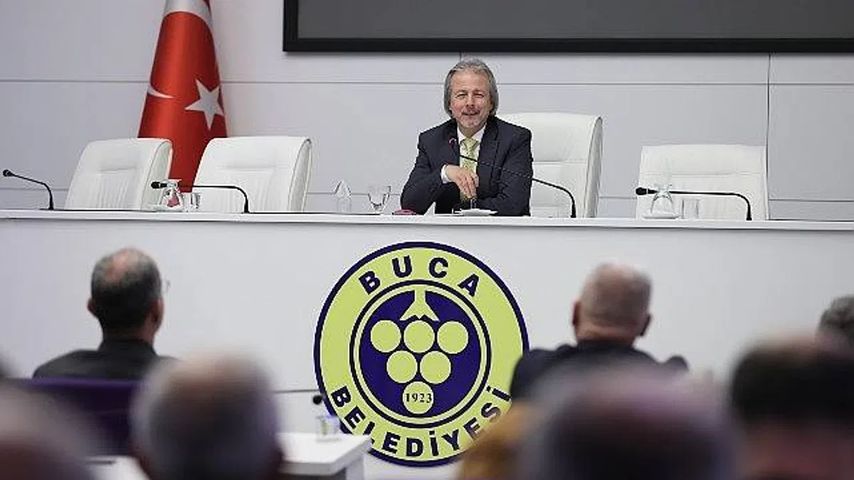 CHP Genel Başkan Yardımcısı İlhan Uzgel Buca Belediyesi’nin konuğu oldu